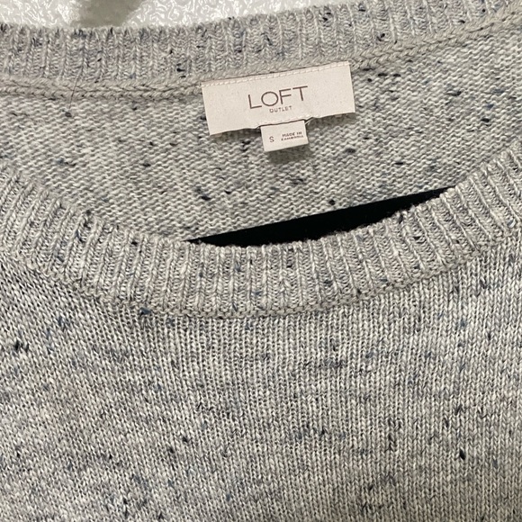 LOFT grey sweater - Picture 3 of 4